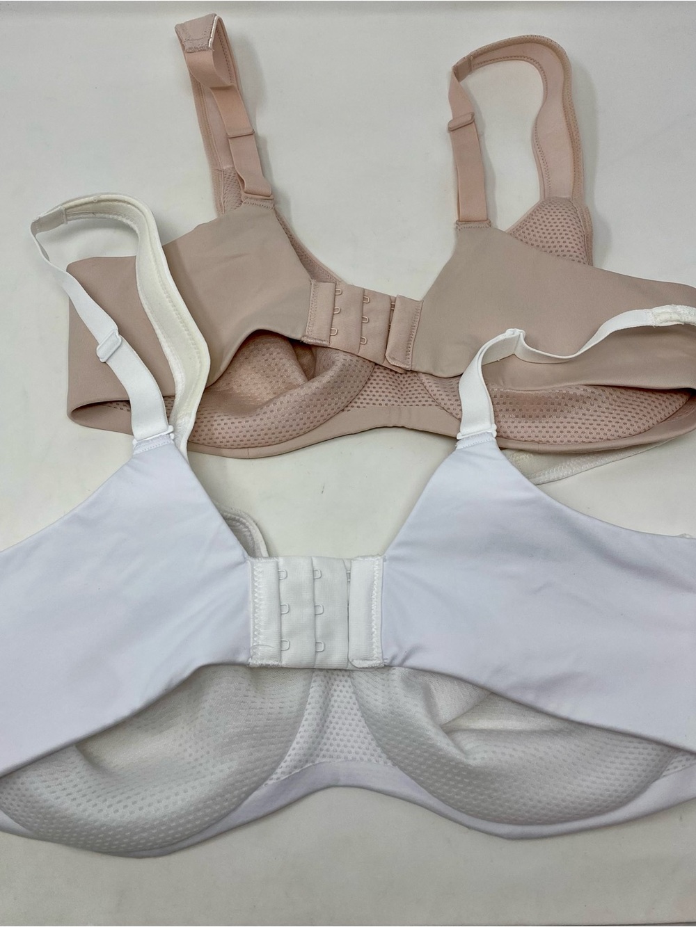 Bundle of 2 - Women’s Full Coverage Lace-Detail Underwire Bras Size 38C - Picture 2 of 8